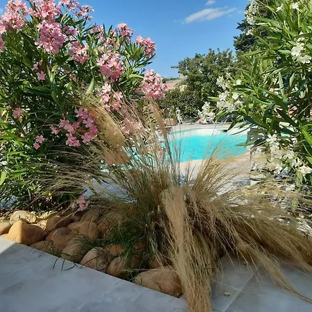 Le Mazet De L'amathye 4*