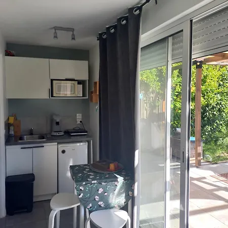 Le Mazet De L'amathye Aramon